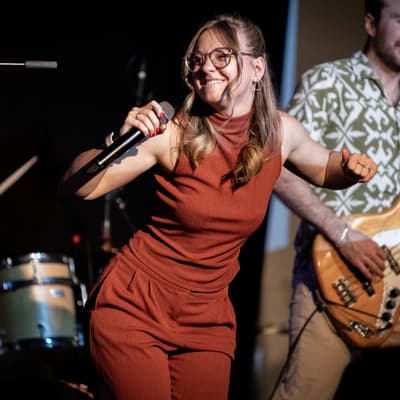 Laura Antonella live